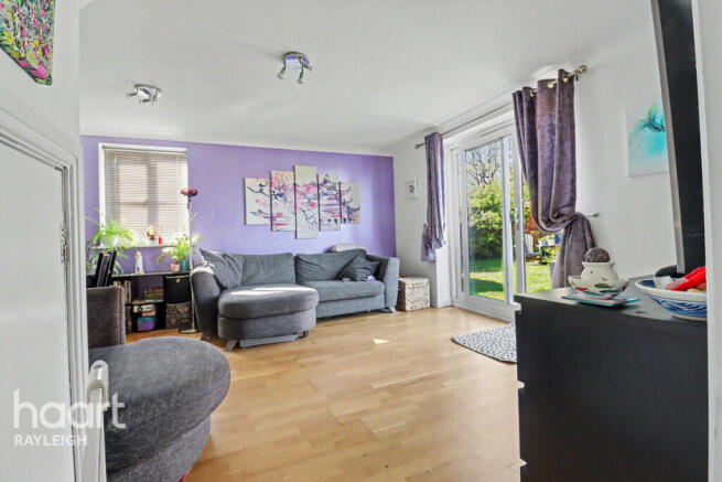 Heron Close, Rayleigh photo 4