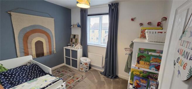 3 bed Semi-Detached for sale Image 6
