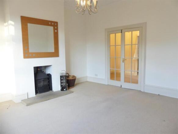 SITTING ROOM