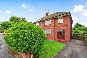 38, James Road, Camberley GU15 2RG