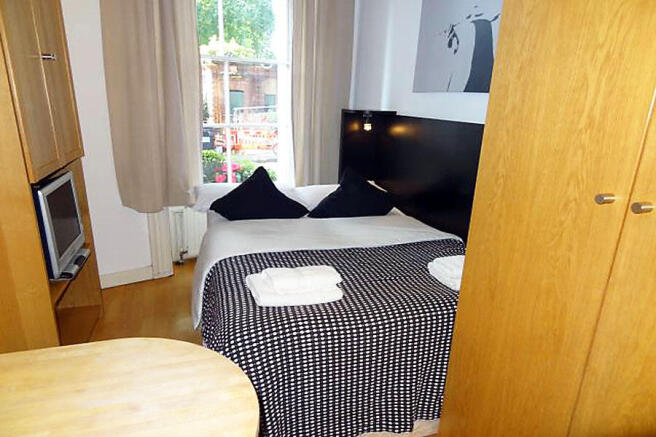 Studio to rent
