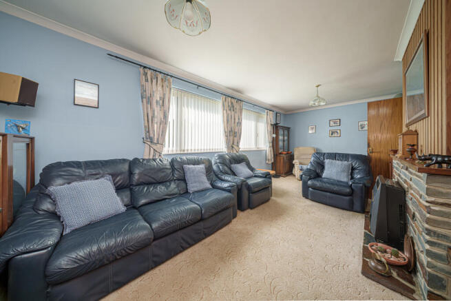 Hawthorn Grove, Trowbridge photo 4