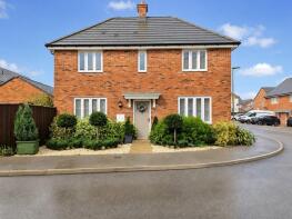 10, Longley Crescent, Banbury OX16 1JG