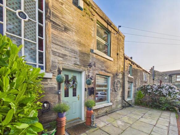 4 bed Character Property for sale Image 12