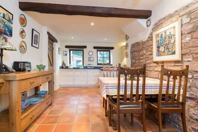Dining kitchen