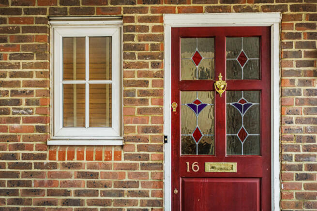 16-Priestlands-Close-15.jpg