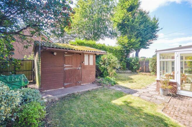 4 bed Detached for sale Image 12
