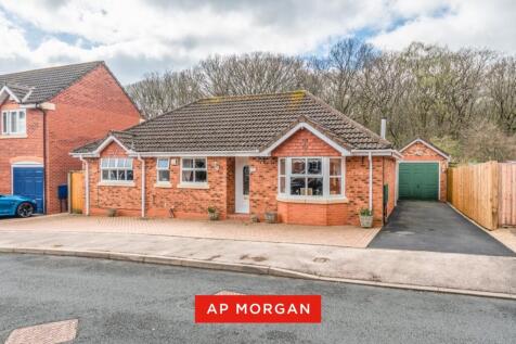Fernwood Close, Wirehill, Redditch, B98