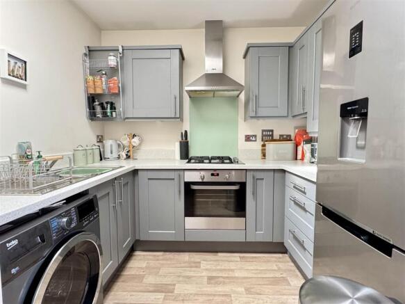 Kitchen: