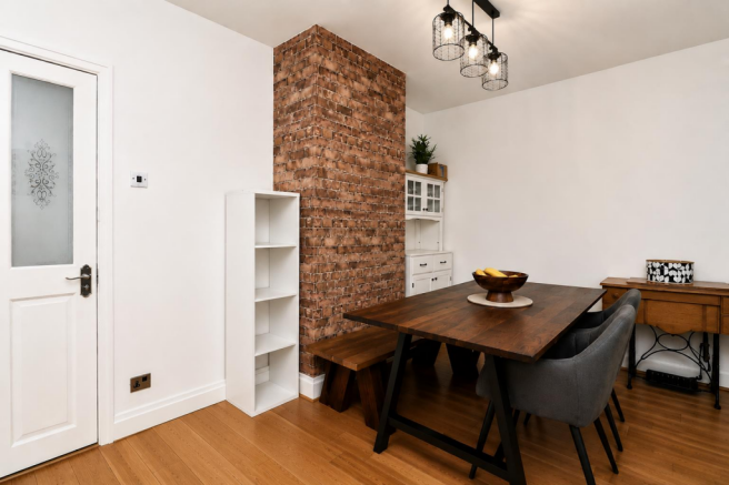 2 bed Terraced for sale Image 9