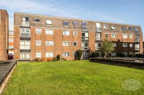 37, Castle Garden, Swan Street, Petersfield GU32 3AG