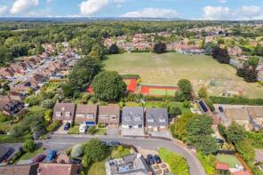 2, Cherrycroft Drive, High Wycombe HP14 4QG