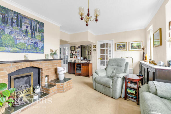 3 bed Semi-Detached for sale Image 5