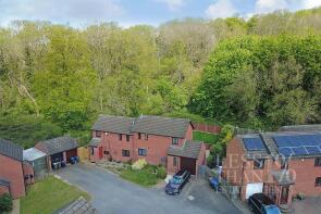 32, Gresham Drive, Northampton NN4 9SZ