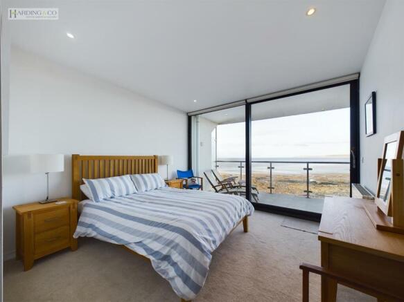 Bedroom 1 .1.jpg