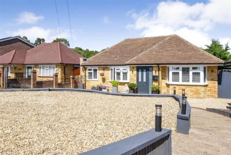 Hazeley Close, Hartley Wintney, Hampshire, RG27