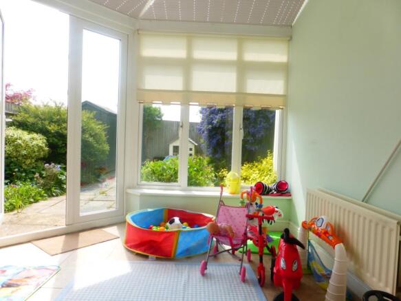 12 Jubilee Mews c...