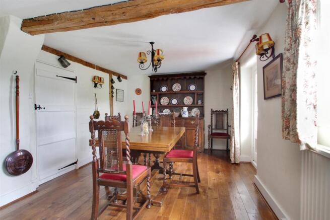 Dining Room.jpg
