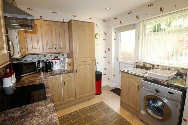 2 bed Bungalow for sale Image 5