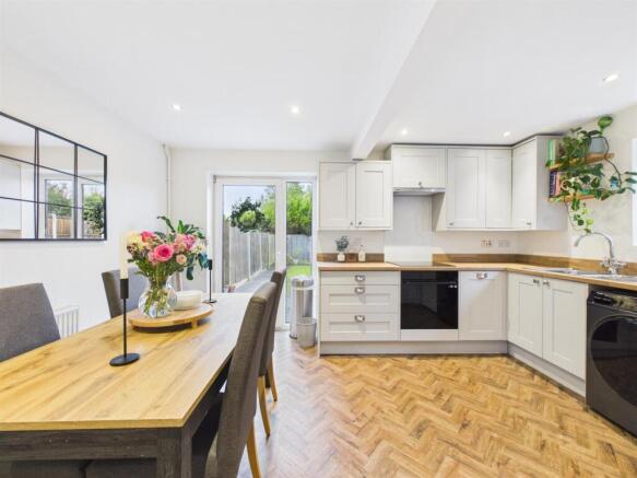 Blenheim Drive, Allestree, Derby photo 2