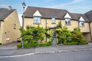 8 Burghton House, Copins Court, Cheltenham GL54 2JY