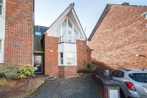 Waterloo Road, Lymington, Hampshire, SO41