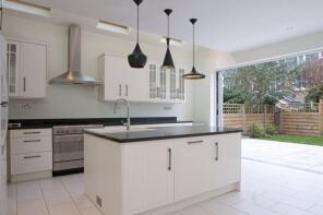 103, Salcott Road, London SW11 6DF