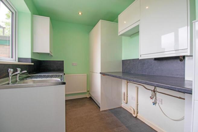 4 bed Detached for sale Image 7