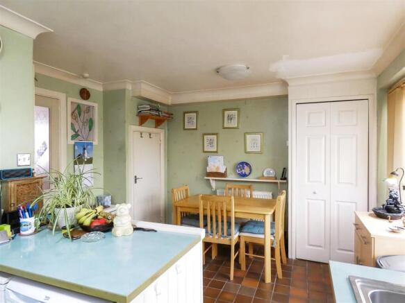 Kitchen/Dining Room