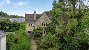Hazledene, London Road, Stroud GL5 2TL