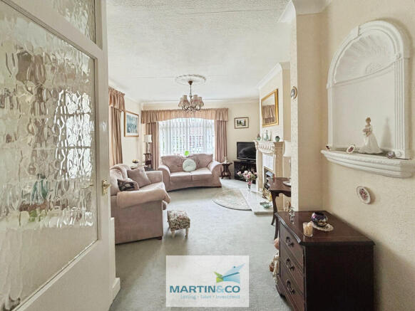 04b89289-3-4B5D-B...