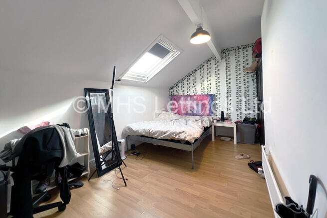 5 bed Terraced to rent Image 7