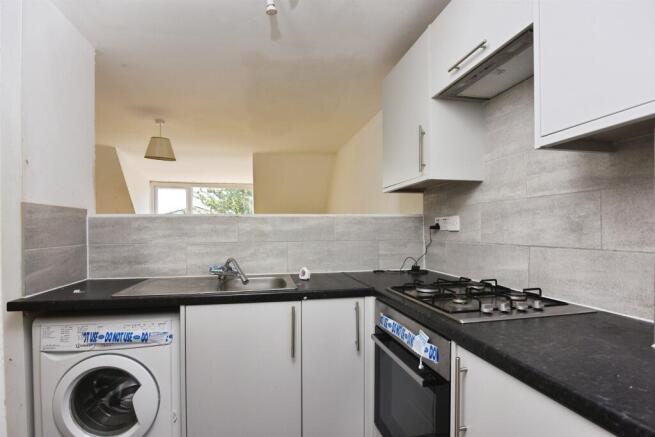 2 bed Apartment for sale Image 11