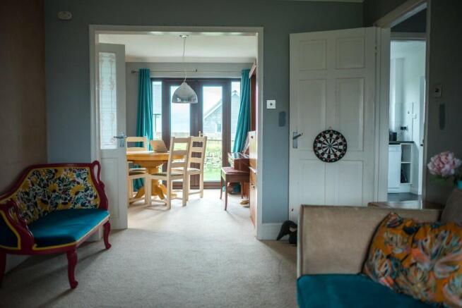 Lounge & Dining Room