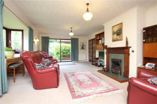 03 Sitting Room
