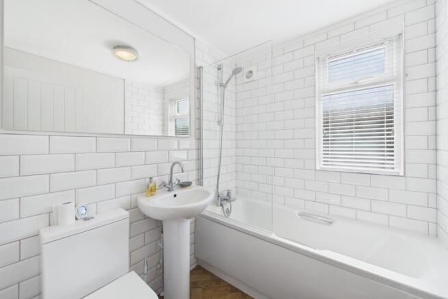 2 bed Bungalow for sale Image 6
