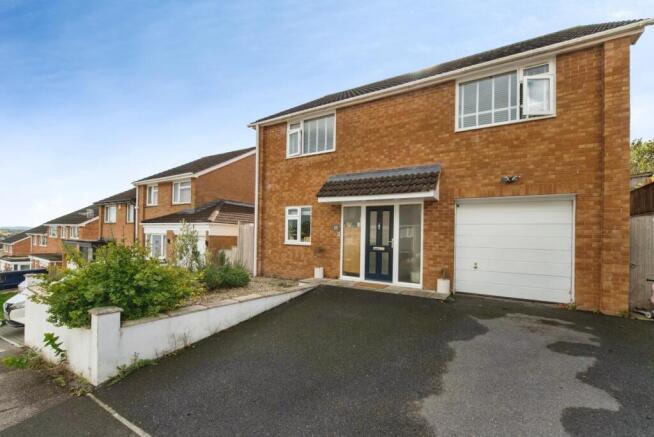 4 Bedroom Detached in EX4 2EG