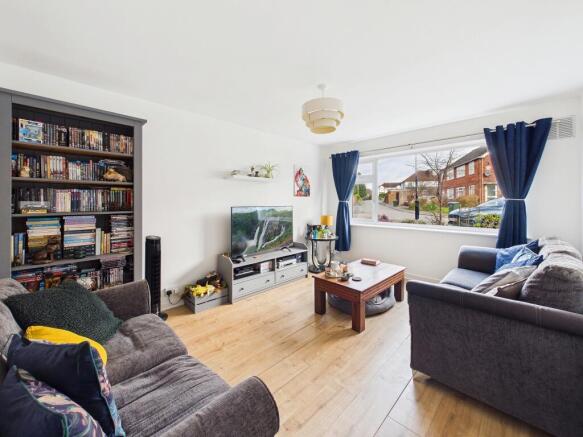 CAM05192G0-PR0234-STILL006