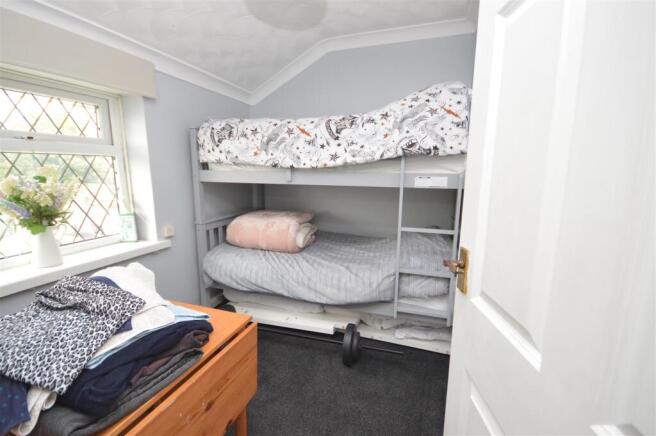3 bed Terraced for sale Image 10