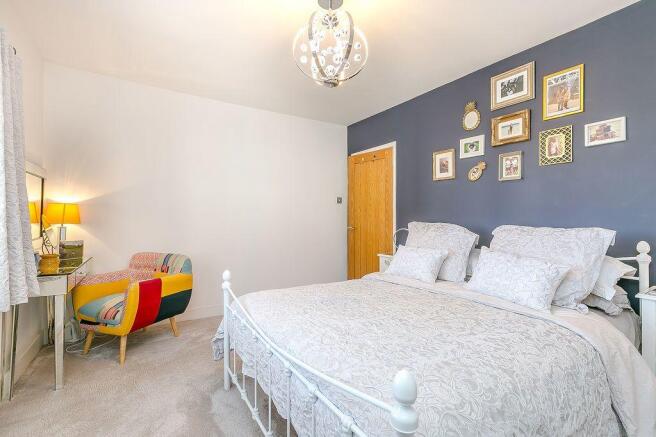 Bedroom 2 (Double)