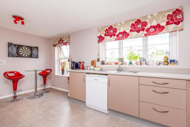 Kitchen/breakfast ro