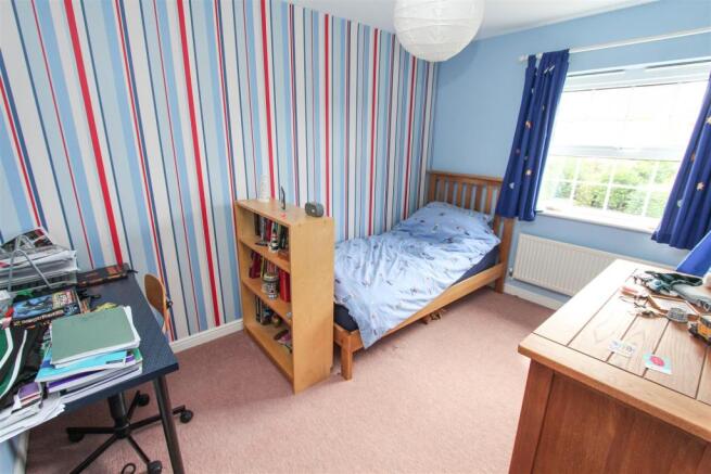 BED 4.jpg