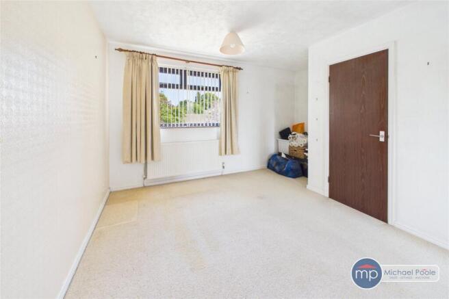 2 bed Semi-Detached for sale Image 8