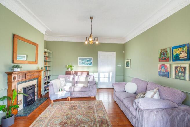 4 bed Semi-Detached for sale Image 6
