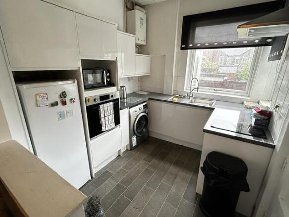 3 bed Terraced for sale Image 4