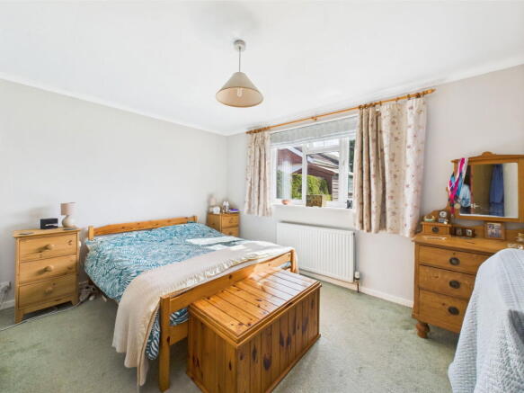 3 bed Semi-Detached Bungalow for sale Image 5