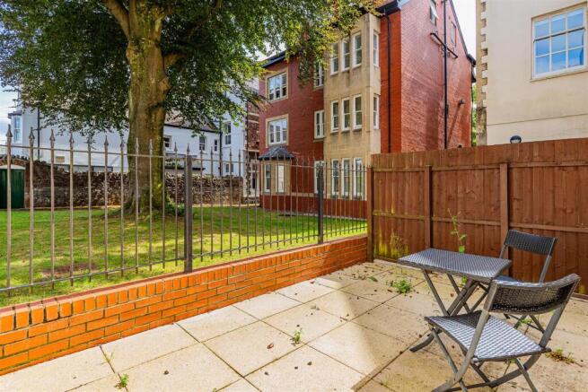 Cathedral Road 74-76, 10-5.jpg