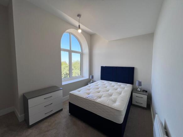 1 bed Flat to rent Image 3