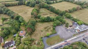 Boschetto, Charmouth Road, Axminster EX13 5SZ