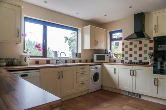Kitchen/Breakfast